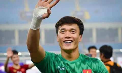 Bùi Tiến Dũng: "Thủ môn quốc dân" đã trở lại?