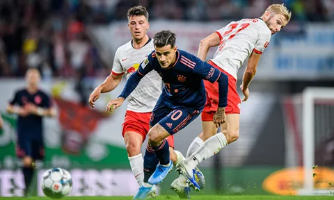Bundesliga trở lại: Tưng bừng đại chiến