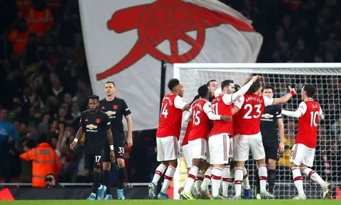'Các cầu thủ còn chẳng sợ Solskjaer'