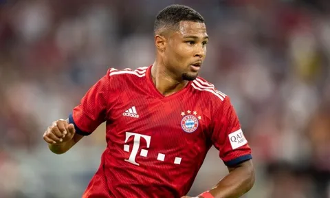 CĐV Arsenal tiếc đứt ruột khi thấy người cũ hành hạ Van Dijk