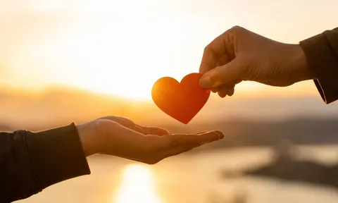 Càng chăm chỉ cho đi 3 thứ này, bạn càng dễ nhận lại nhiều điều tốt đẹp