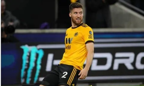 Sau tất cả, Man Utd đã rục rịch đón tân binh đầu tiên