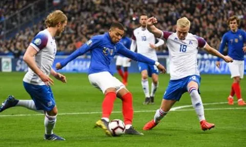 Pháp dẫn đầu bảng H sau chiến thắng hoành tráng trước Iceland