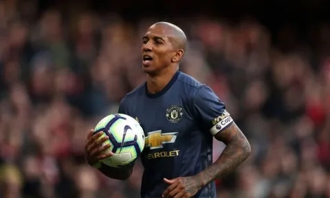 "Cậu ấy già nua, Man Utd nên thay thế ngay và luôn"