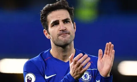 Câu hỏi hóc búa: Vô địch Europa League hay á quân Champions League?
