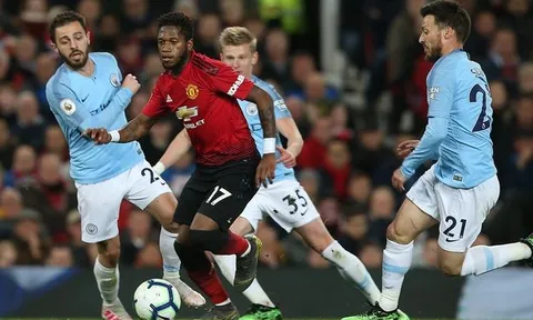 "Cầu thủ đó của Man Utd đã gian lận trước Man City"