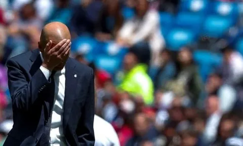 Cầu thủ Real đồng loạt nói 1 điều, HLV Zidane đau đầu với bài toán khó