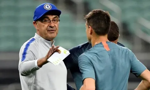 CĐV Chelsea nổi điên vì mất người hùng vào tay Juventus