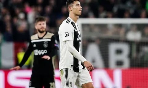 CĐV điên tiết: "Đồ ngạo mạn, hãy về Man Utd ngay và luôn đi"