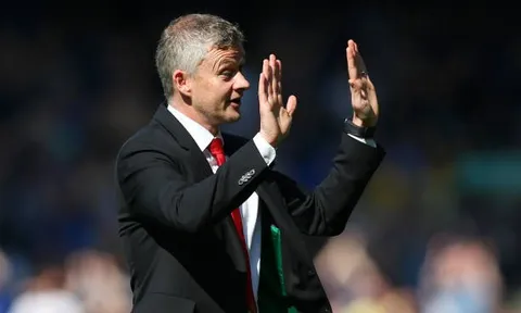 CĐV Man United làm điều khó tin với Solsa sau thảm bại