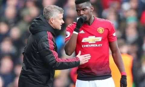 CĐV Man Utd: "Tại sao phải van xin, muốn thì cứ đi"