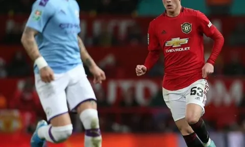 CĐV Man Utd tính "bạo động" trong 24 giờ tới