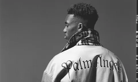 Chán bóng đá, Hudson-Odoi hóa "nam thần" trên tạp chí thời trang