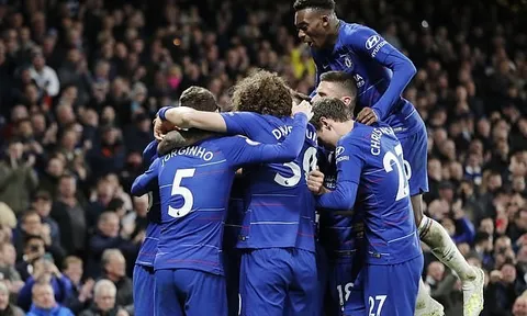 CHÍNH THỨC: Chelsea sẽ gặp Barcelona
