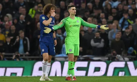 Chelsea có quyết định bất ngờ sau màn 'bật thầy' của Kepa
