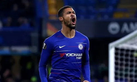 Chelsea đưa ra quyết định về tương lai của sao trẻ