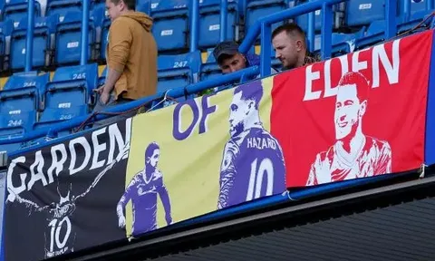 Chelsea gỡ băng rôn của Hazard khỏi Stamford Bridge
