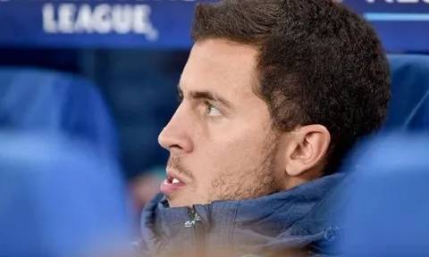 Vì sao Hazard phải ngồi dự bị trước Eintracht Frankfurt?