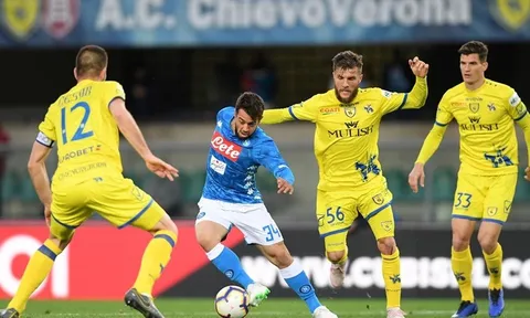 CHÍNH THỨC: Đội bóng đầu tiên tại Serie A xuống hạng
