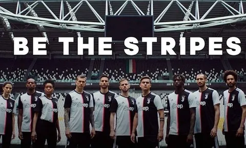 CHÍNH THỨC: Juventus công bố áo đấu mùa giải tới