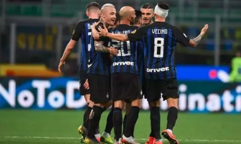 CHÍNH THỨC: Man Utd vỡ mộng thương vụ "siêu tiền đạo" Inter