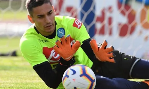 Chính thức: Napoli có 2 bản hợp đồng mới