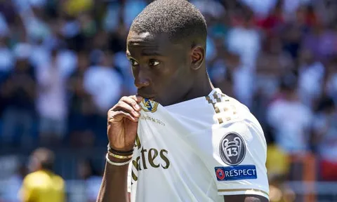 Đây! Dấu hiệu đặc biệt cho thấy Mendy không được Real 'đánh giá cao'