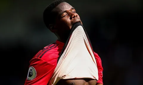 CHÍNH THỨC: Sanchez và Pogba bị trừ 25% lương