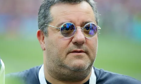 Siêu 'cò' bị ghét nhất thế giới: 'CĐV Milan nợ tôi một lời xin lỗi'