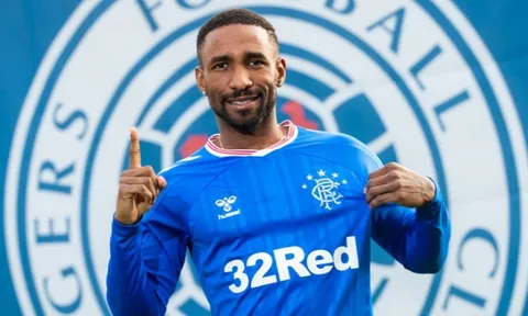 CHÍNH THỨC! Steven Gerrard chiêu mộ thành công Jermain Defoe