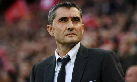 CHÍNH THỨC! Xong tương lai HLV Valverde tại Barca
