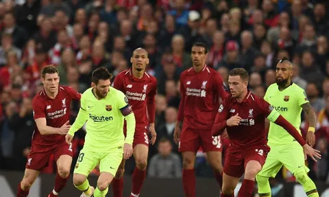 Chủ tịch Barca: "Hết Roma, giờ là Liverpool. Thật tồi tệ."