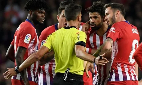 Chửi trọng tài 1 câu kinh tởm còn thái độ lồi lõm, Diego Costa 'đi tắm sớm' chỉ sau 28 phút