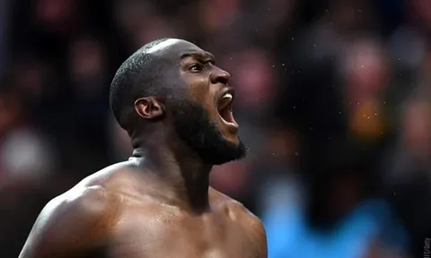 Fan Man Utd: Chúng tôi thậm chí không thể thở vì anh ấy!