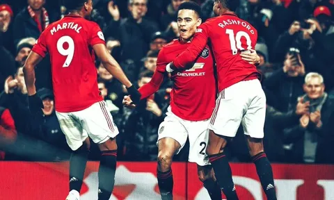 Chuyện khó tin, hàng công Man Utd tốt hơn Liverpool?