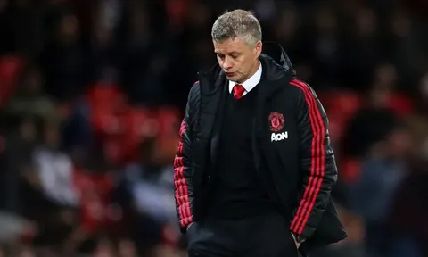 Chuyện Man Utd: Cầm vàng nhưng không thích giữ vàng