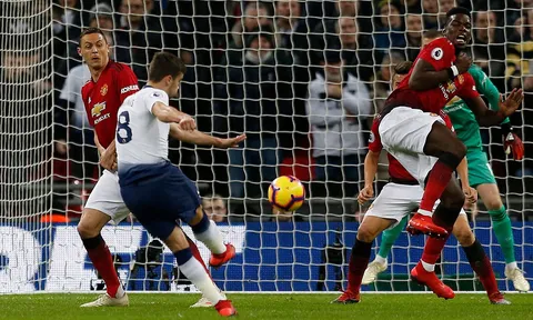Chuyển nhượng 08/01: Đẩy đi 3 cái tên, M.U ký gấp "Iniesta 2.0"; Ngã ngửa vụ Neymar!
