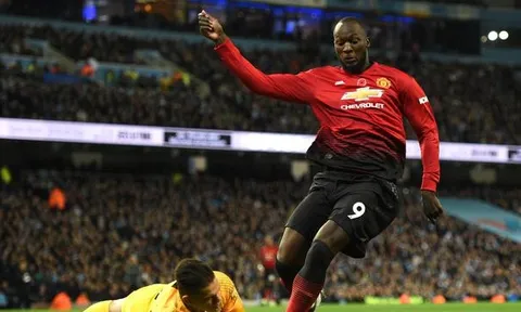 Chuyển nhượng 19/02: Lukaku + tiền = siêu sát thủ, M.U chốt HĐ kỷ lục; Juve đón 2 tân binh