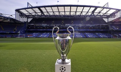 Cuộc đua Champions League thời điểm cuối chỉ là xem "ai tệ hơn ai"!