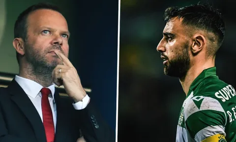 Từ Bruno Fernandes đến Rojo, cuối cùng Ed Woodward đã biết sợ