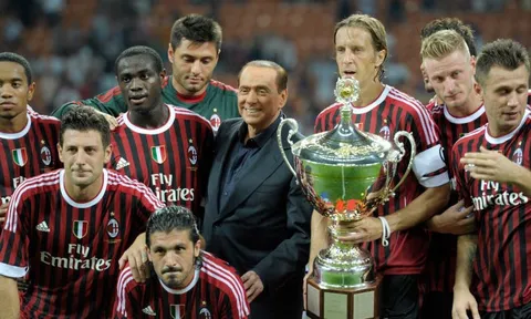 Cựu thủ tướng Italia bất ngờ bày tỏ tình cảm với sao Inter Milan