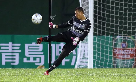 Báo châu Á dùng 3 từ để nói về sai lầm của Tấn Trường tại AFC Cup