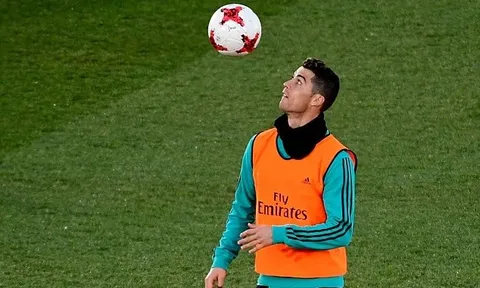 Ronaldo làm xiếc với bóng, sẵn sàng hạ Celta Vigo