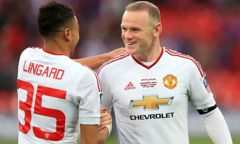 Đá 1 trận, Rooney vượt qua thành tích trong 1 năm của Lingard