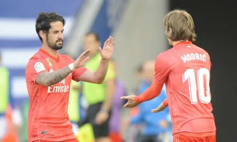 Đại thắng Valencia, "trò cưng" Zidane lập kỷ lục khó tin