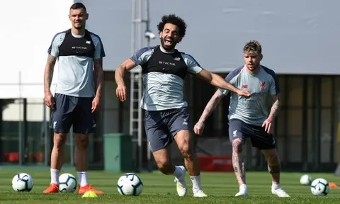 Dàn sao The Kop cười như được mùa trước viễn cảnh "cú đúp danh hiệu" cuối mùa