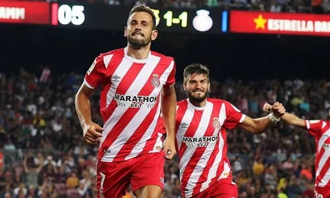 Đánh bại Barca, Girona lần đầu tiên lên ngôi tại Siêu cúp Catalan