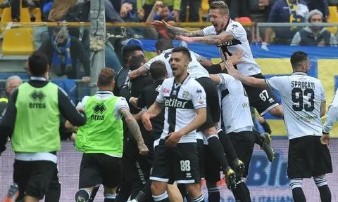 Đánh bại Fiorentina, Parma chính thức ở lại Serie A