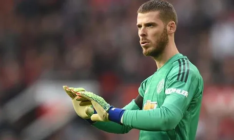 Vì sao Man United chưa gia hạn thành công với De Gea?