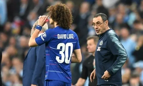 David Luiz nói gì về Sarri sau trận chung kết Carabao Cup